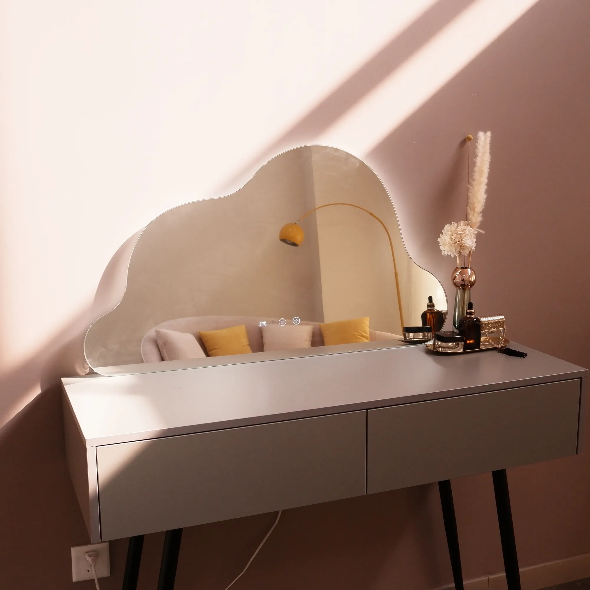 Irregular Cloud-Shaped LED Mirror