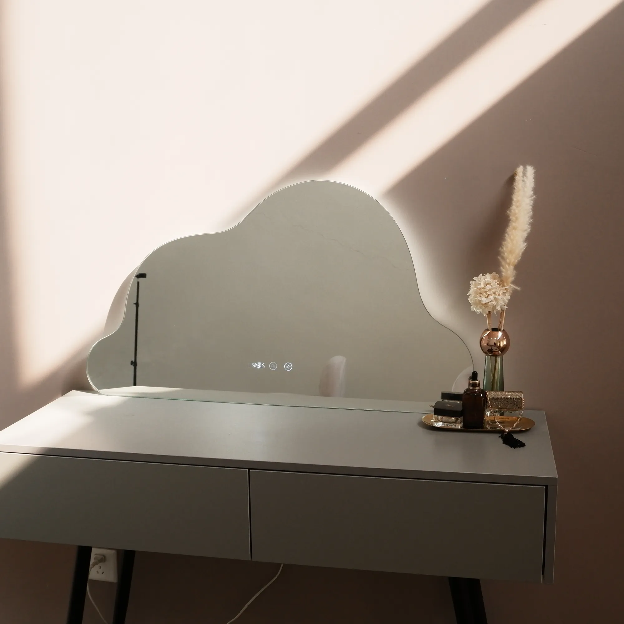 Irregular Cloud-Shaped LED Mirror